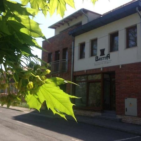 Bastya Apartmanhaz Sárvár Eksteriør bilde