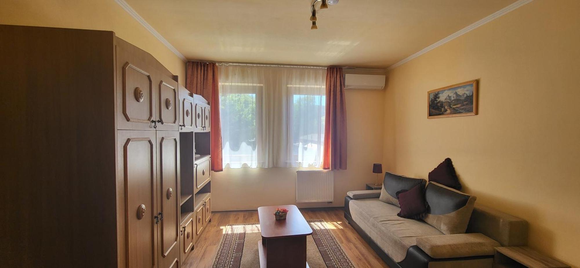 Bastya Apartmanhaz Sárvár Rom bilde