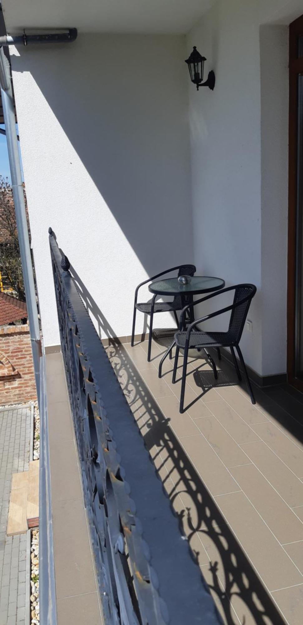 Bastya Apartmanhaz Sárvár Rom bilde